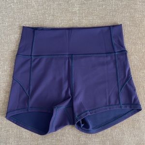 Lululemon In Movement 2.5” shorts